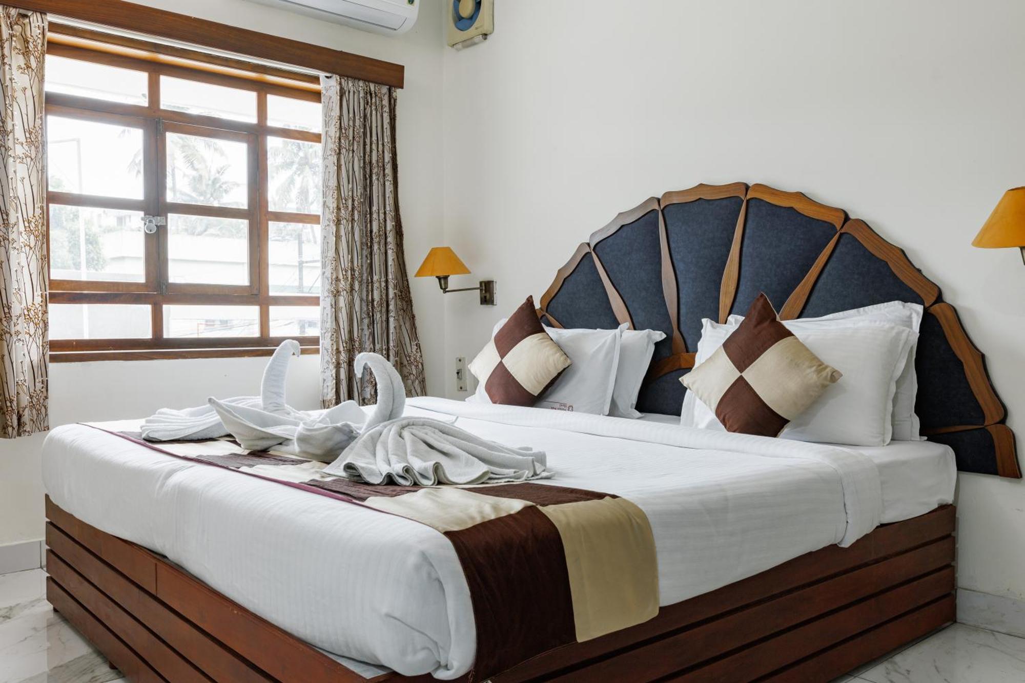 Paulson Park Hotel Коччи Экстерьер фото